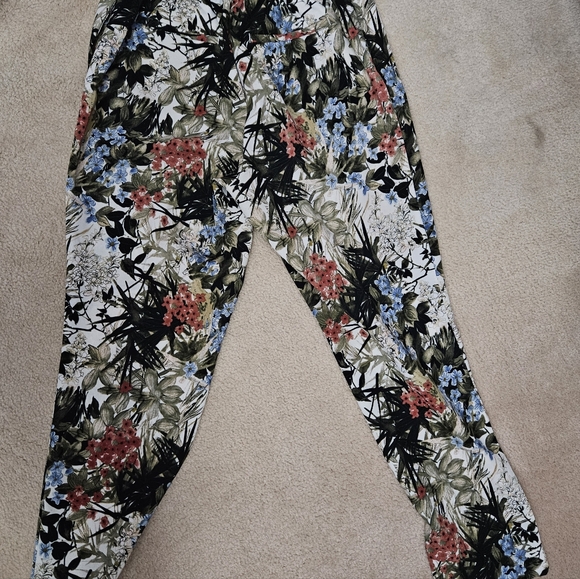 Pants - Picture 5 of 5